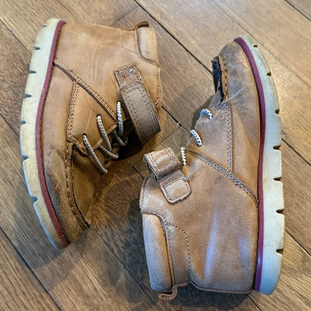 OshKosh B'gosh | Soft Boots with Velcro Strap for Little Boys